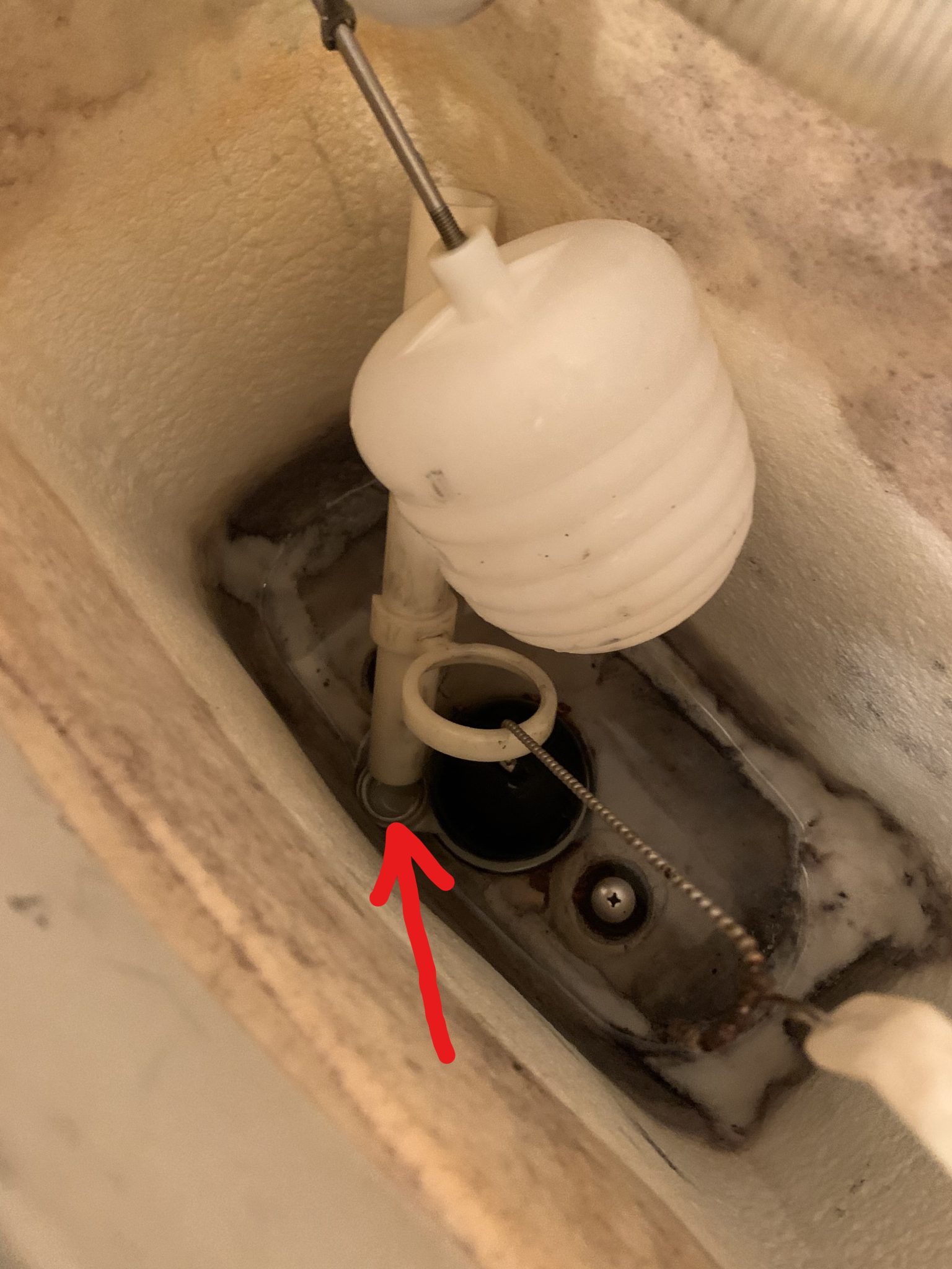 トイレタンク内水漏れ（サイホン管折れ） 有限会社トーエー設備